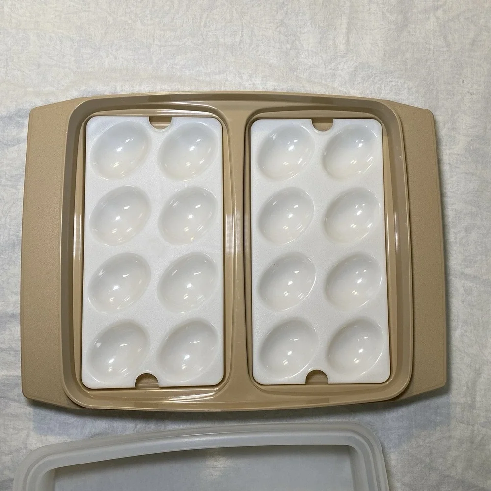 Tupperware Deviled Egg‎ Carrier 723-3 Almond 24 Egg Tray Lid Vintage